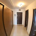 Le Garcon De Cristina, Spacious