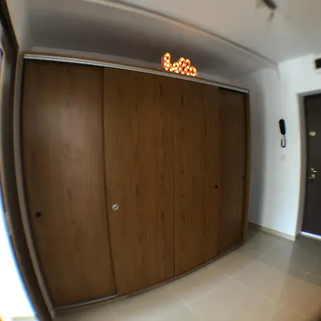 Le Garcon De Cristina, Spacious Appartement *