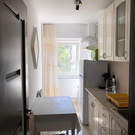 Le Garcon De Cristina-simple,quiet,spacious דירה *